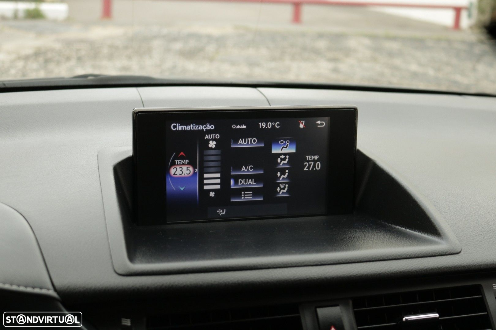 Lexus CT 200h Business - 45