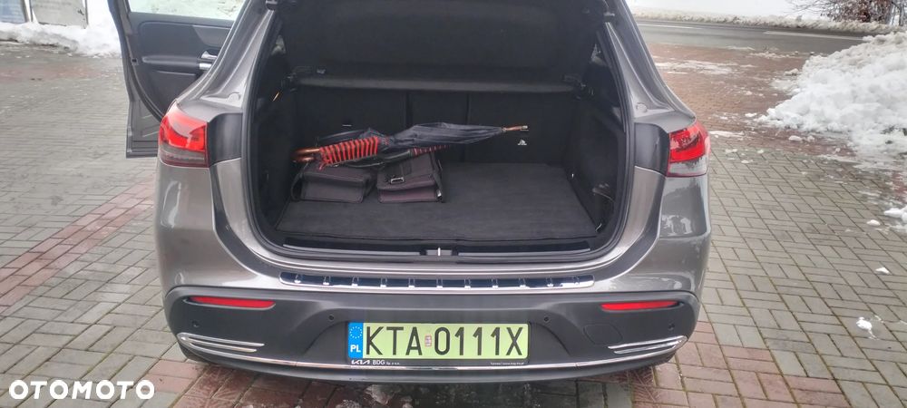 Mercedes-Benz EQA 350 66.5kWh 4-Matic AMG Line - 6