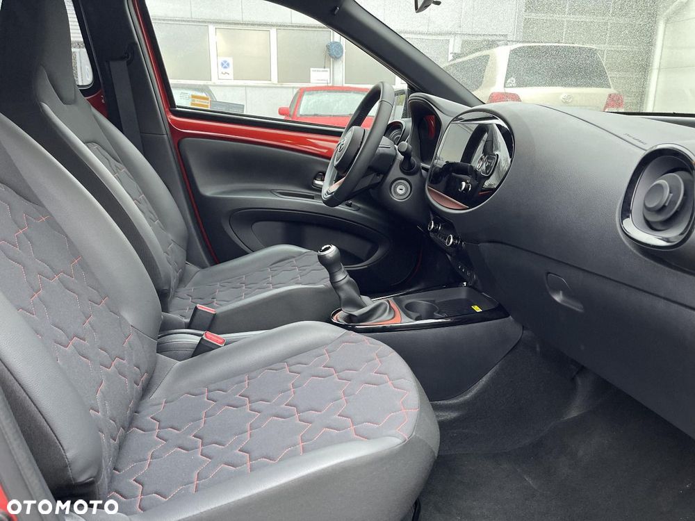 Toyota Aygo X - 8