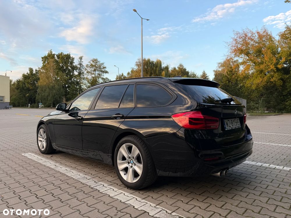 BMW 3 Series 2019 photo 5