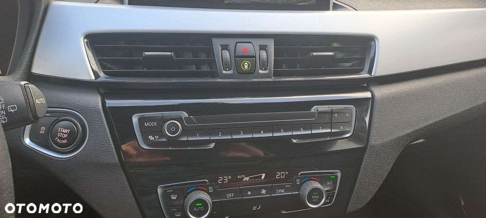 BMW X1 xDrive18d xLine - 23