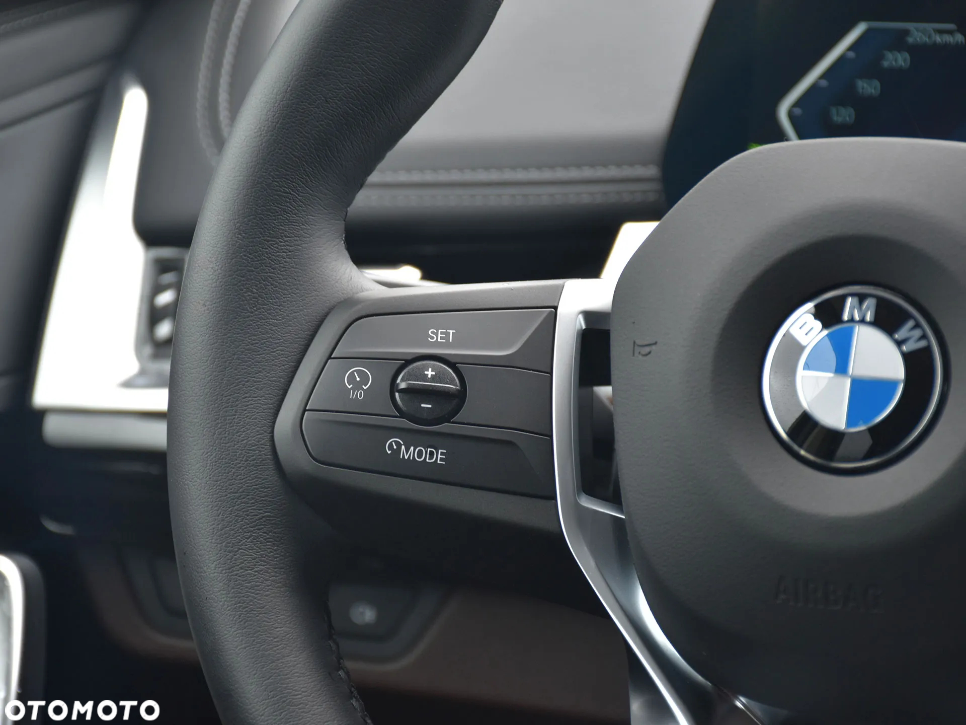 BMW X1 sDrive18i xLine - 27