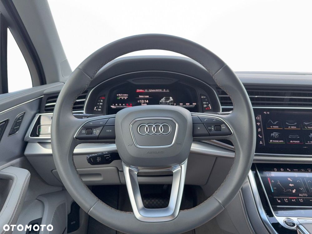Audi Q7 - 12