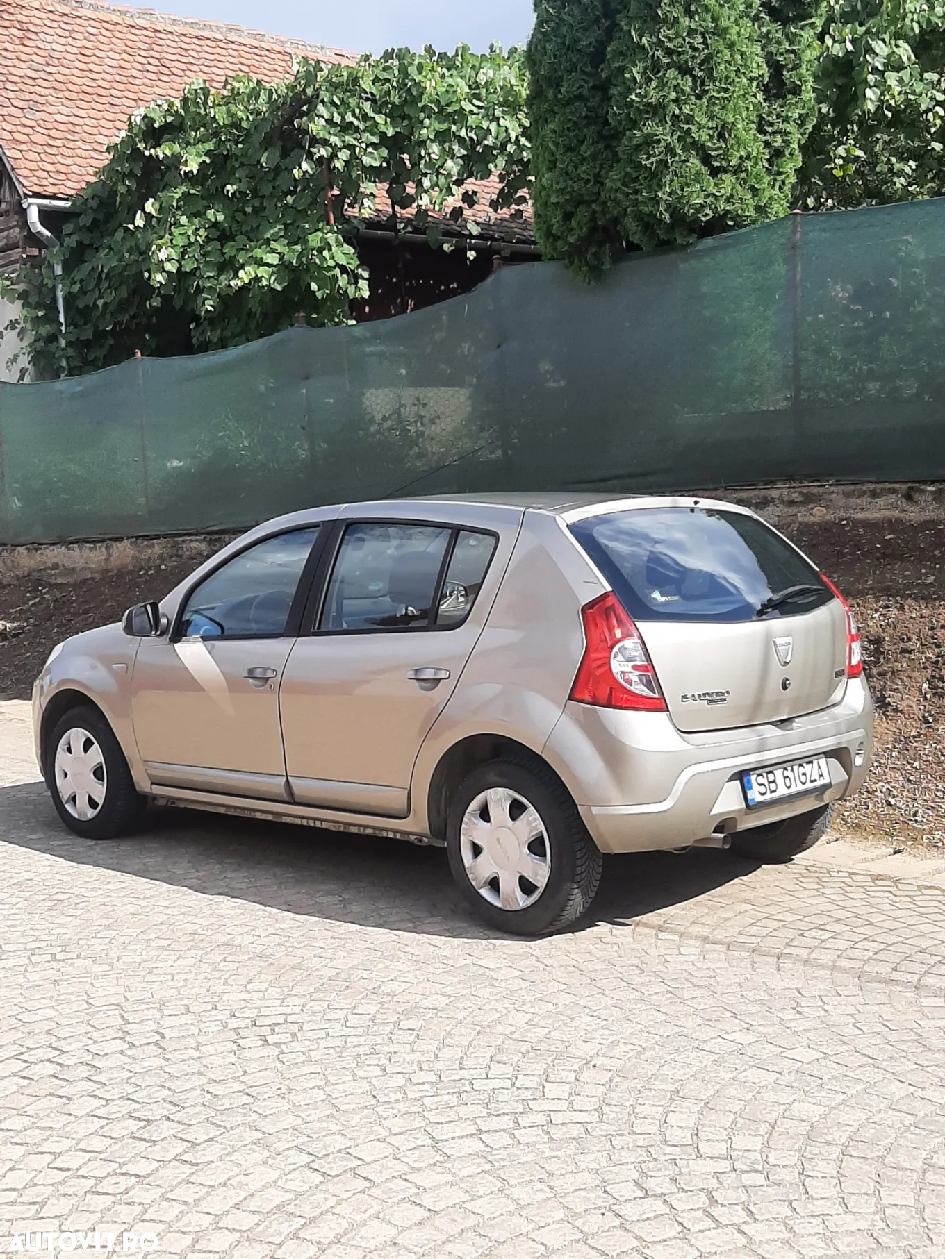 Dacia Sandero 1.4 MPI Laureate - 14