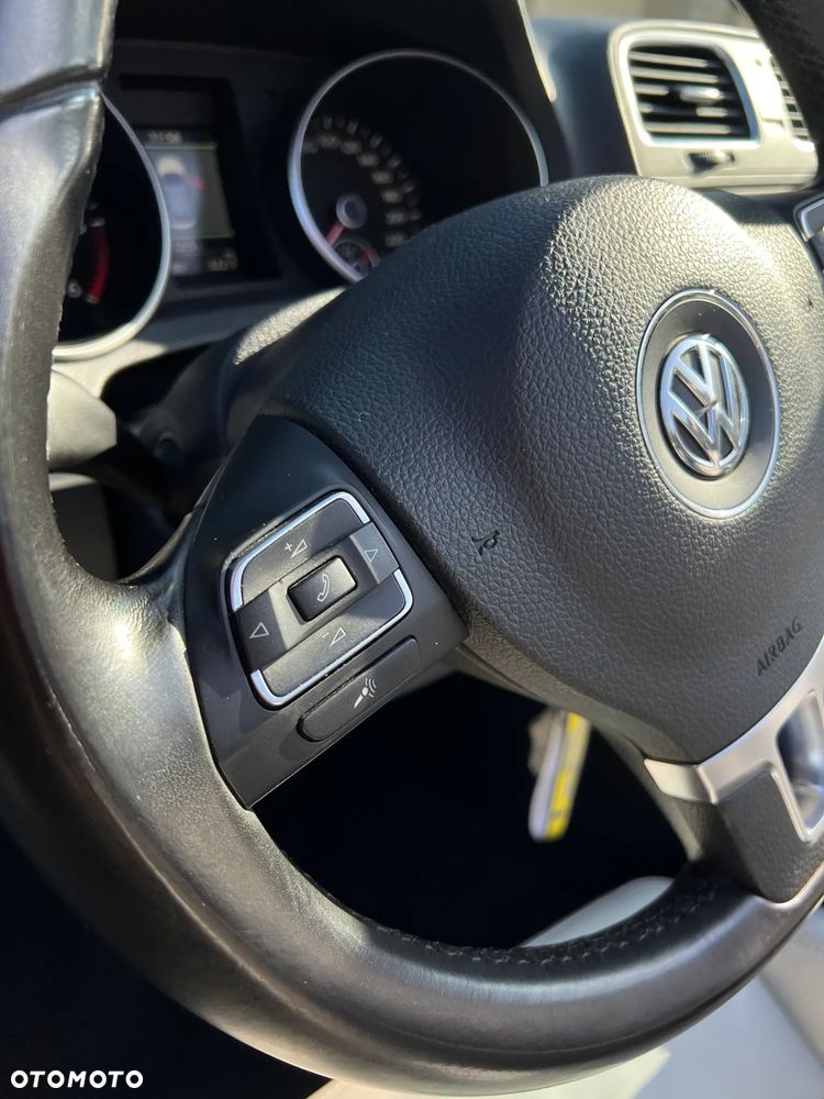 Volkswagen Golf - 20