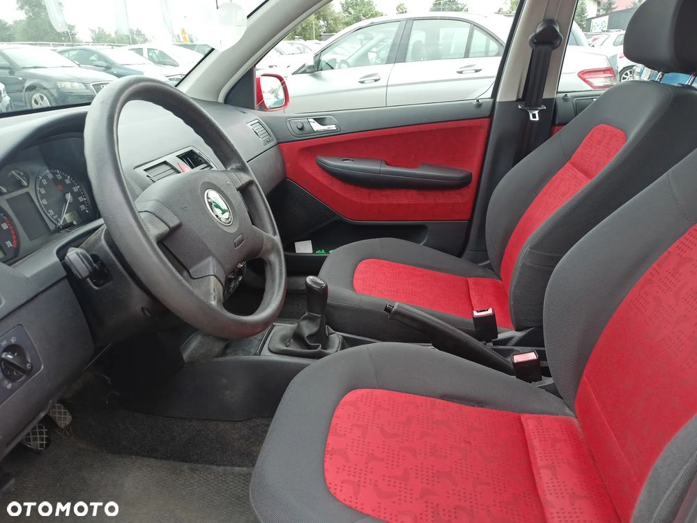 Skoda Fabia - 8
