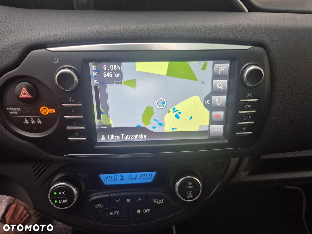 Toyota Yaris - 21