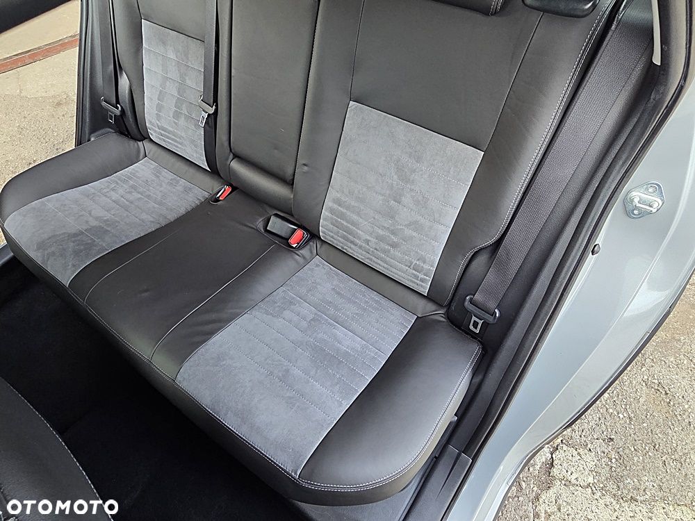 Toyota Auris - 26