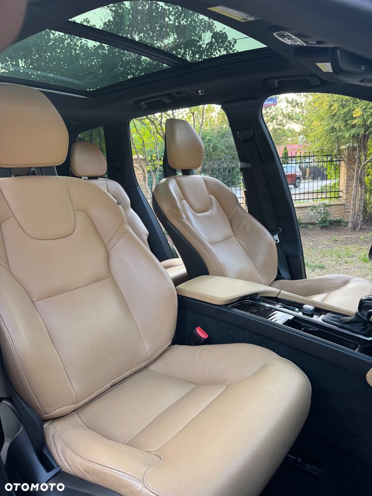 Volvo XC 90 T6 AWD Geartronic Momentum - 30