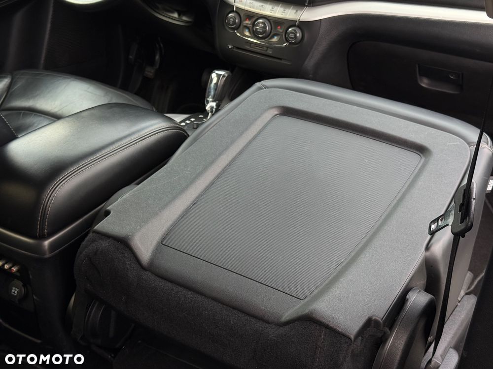 Fiat Freemont 2.0 Multijet 16V DPF Automatik Allrad Black Code - 27