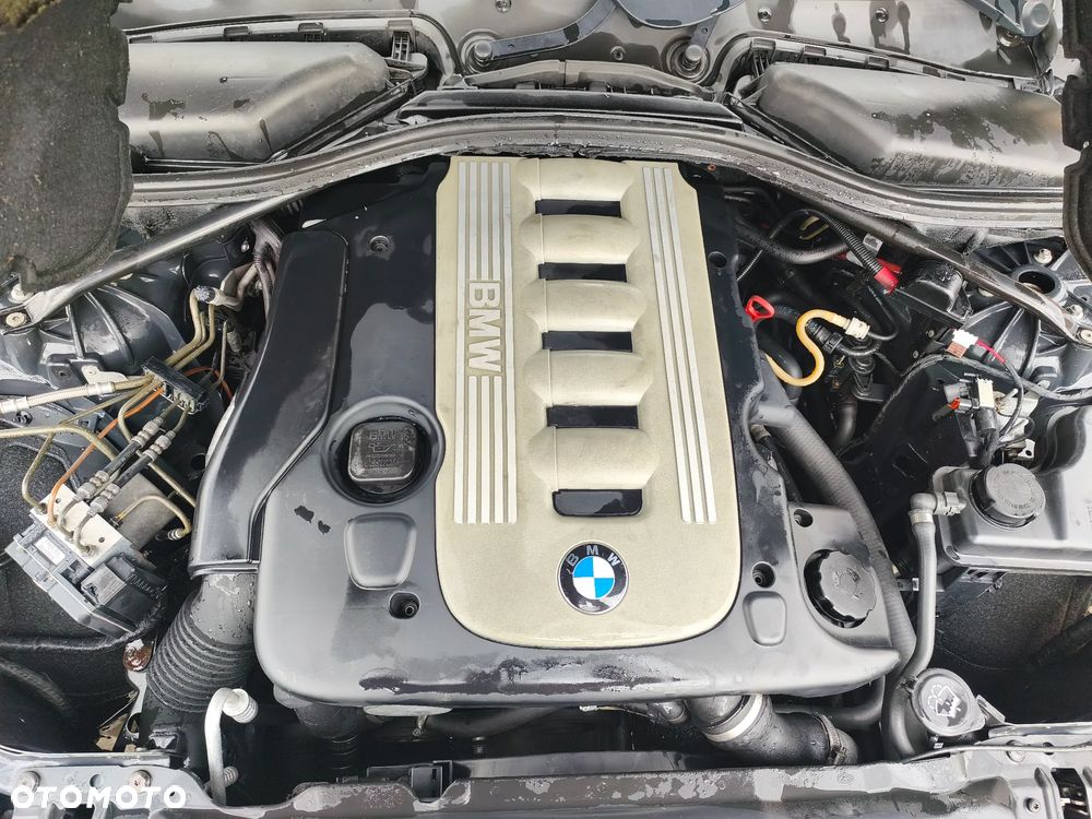 BMW Seria 5 530d - 33