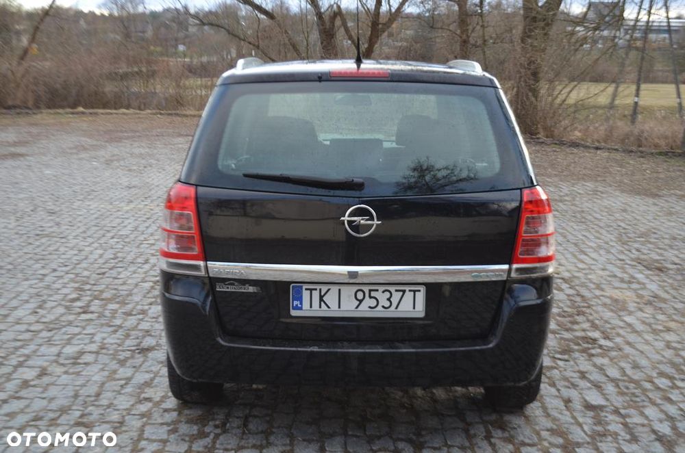 Opel Zafira 1.6 - 7