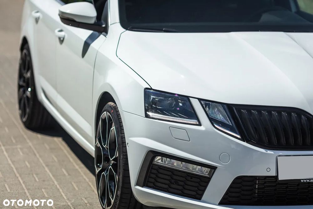 Skoda Octavia 2.0 TDI 4x4 DSG RS - 3
