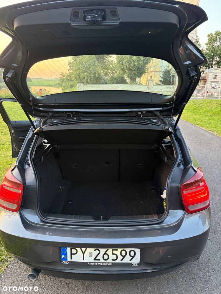 BMW Seria 1 116d Sport Line - 5