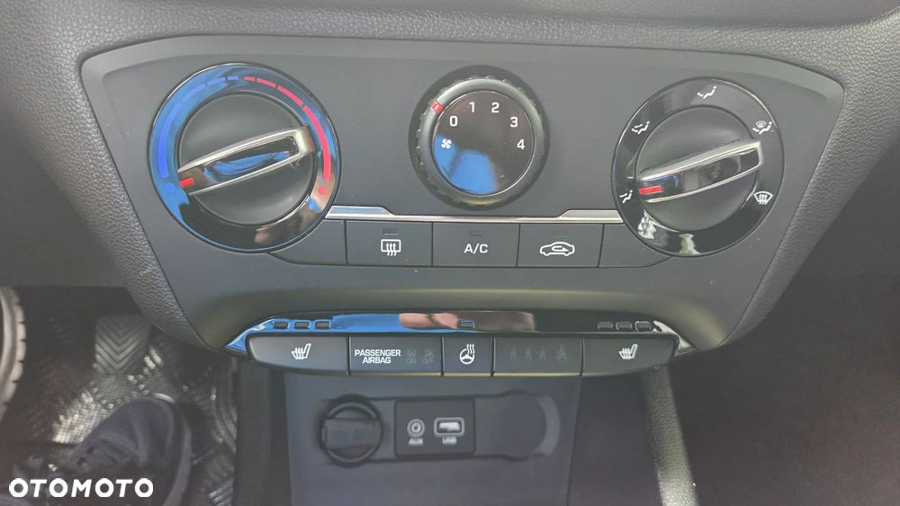 Hyundai i20 - 12