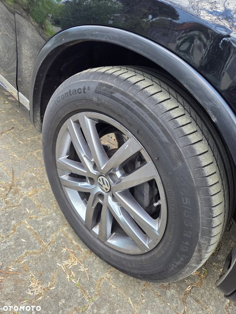 Volkswagen Touareg 3.0 V6 TDI BMT R-Style - 16