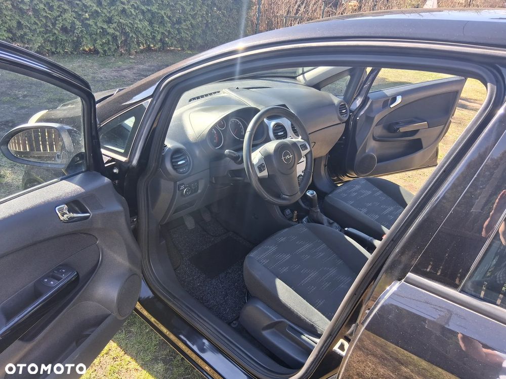 Opel Corsa - 23