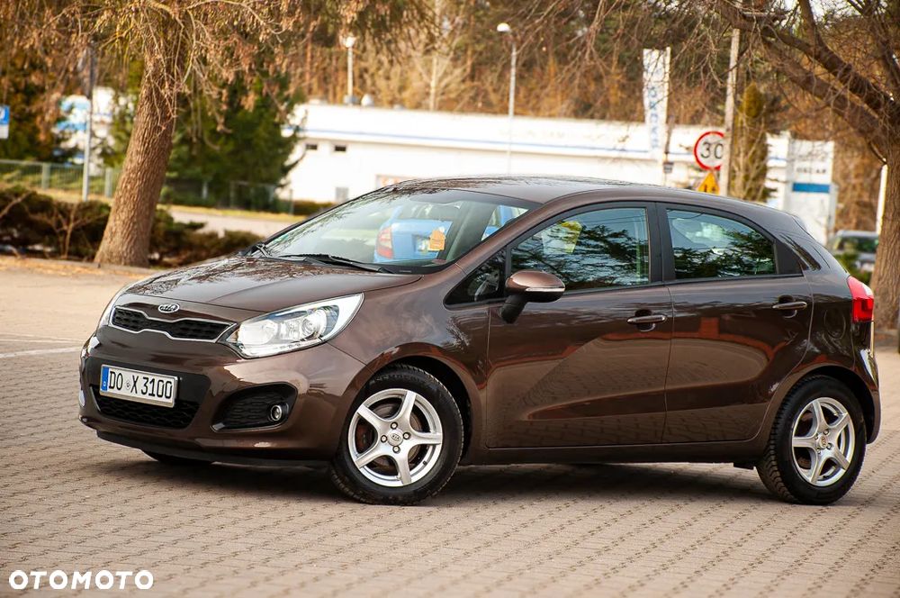 Kia Rio - 9