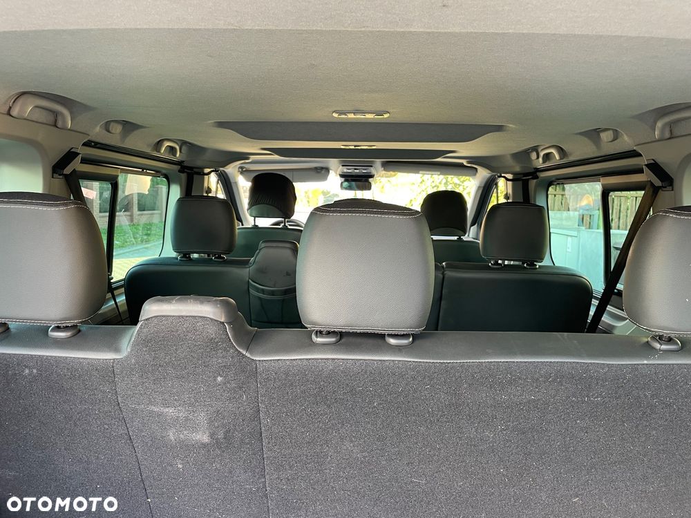 Renault Trafic 2.0 dCi Escapade - 34