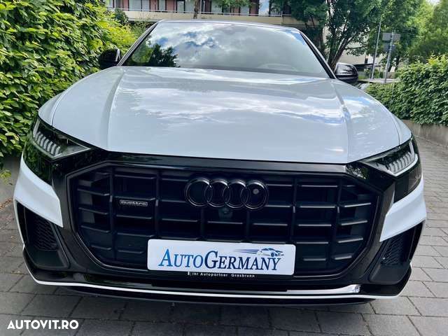 Audi Q8 - 1