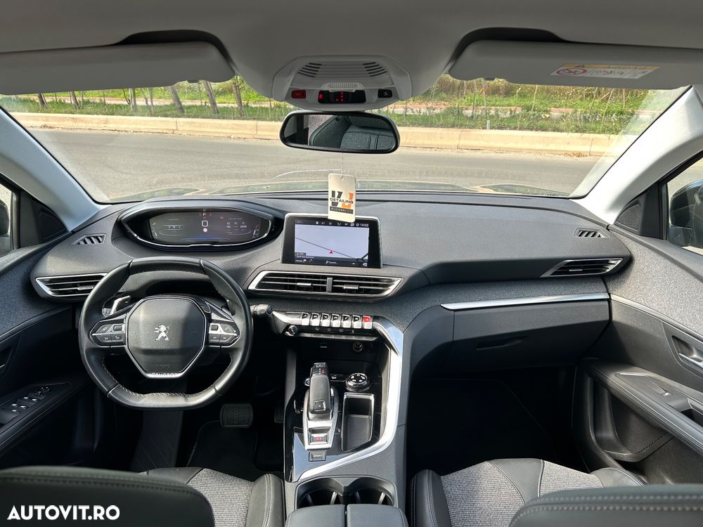 Peugeot 3008 PureTech 130 Stop & Start GPF EAT8 Allure - 5