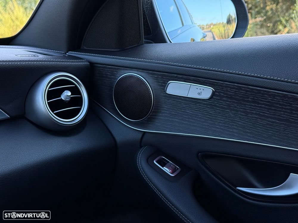 Mercedes-Benz C 300 de AMG Line - 16