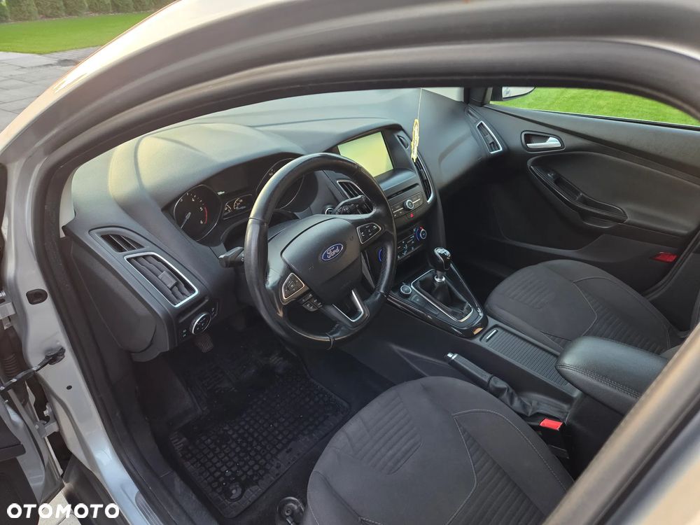 Ford Focus 2.0 TDCi Titanium ASS - 7