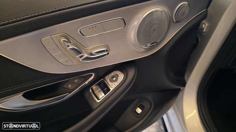 Mercedes-Benz C 220 d 9G-TRONIC Night Edition - 40