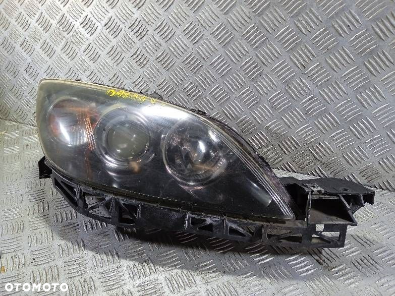 LAMPA PRAWA PRZEDNIA MAZDA 3 W3T11971 - 2