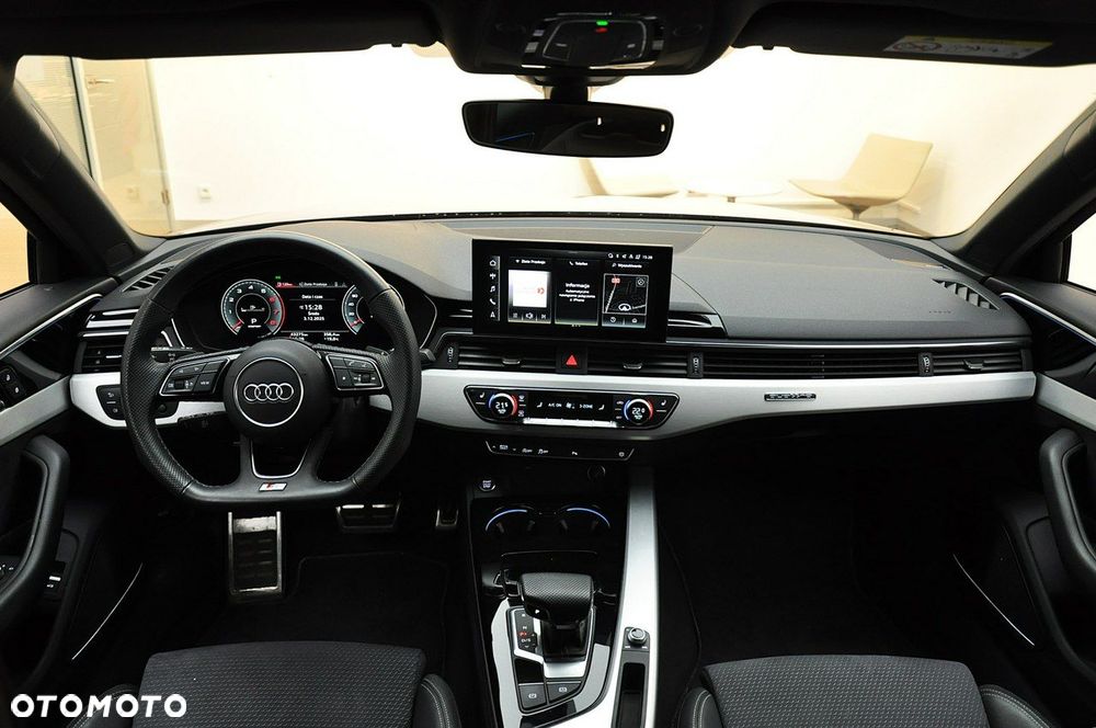 Audi A4 Limousine - 16