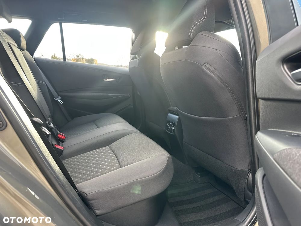 Toyota Corolla 1.8 Hybrid Comfort - 12