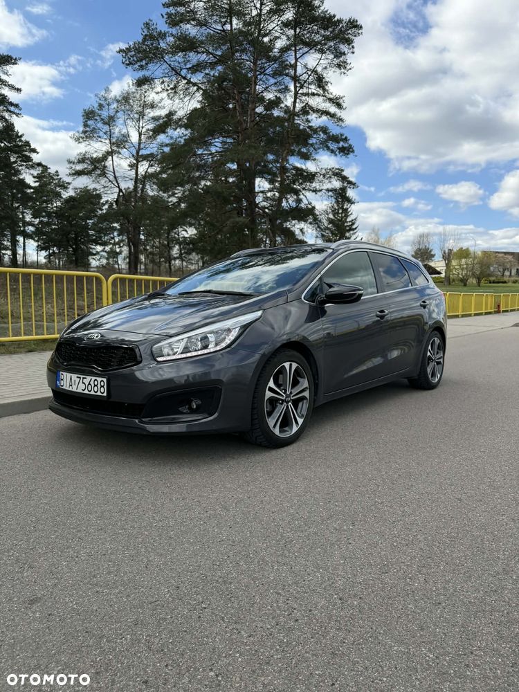 Kia Ceed 1.6 CRDi 136 ISG Platinum Edition - 2
