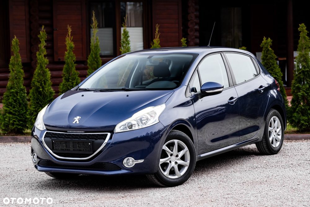 Peugeot 208 PureTech 82 Allure - 2