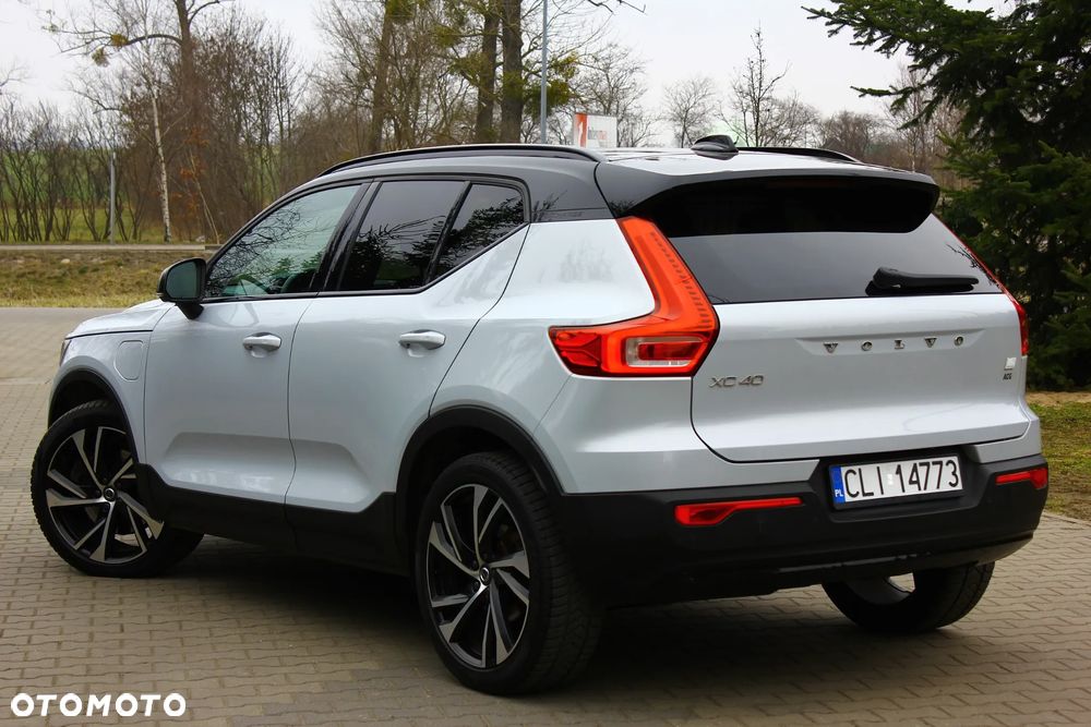 Volvo XC 40 ver-t5-plug--in-hybrid-r--design - 5