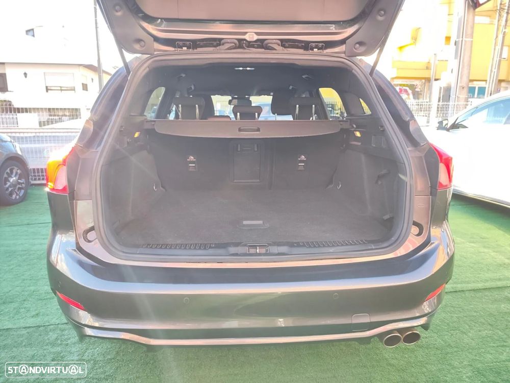 Ford Focus SW 1.0 EcoBoost MHEV ST-Line Design SIP - 10