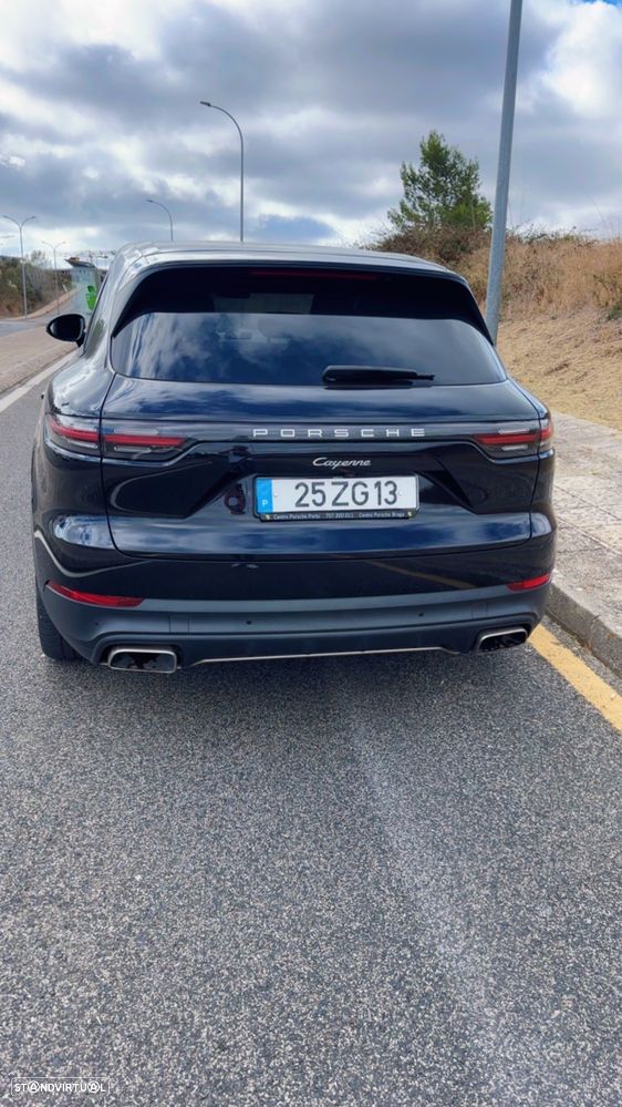 Porsche Cayenne - 5