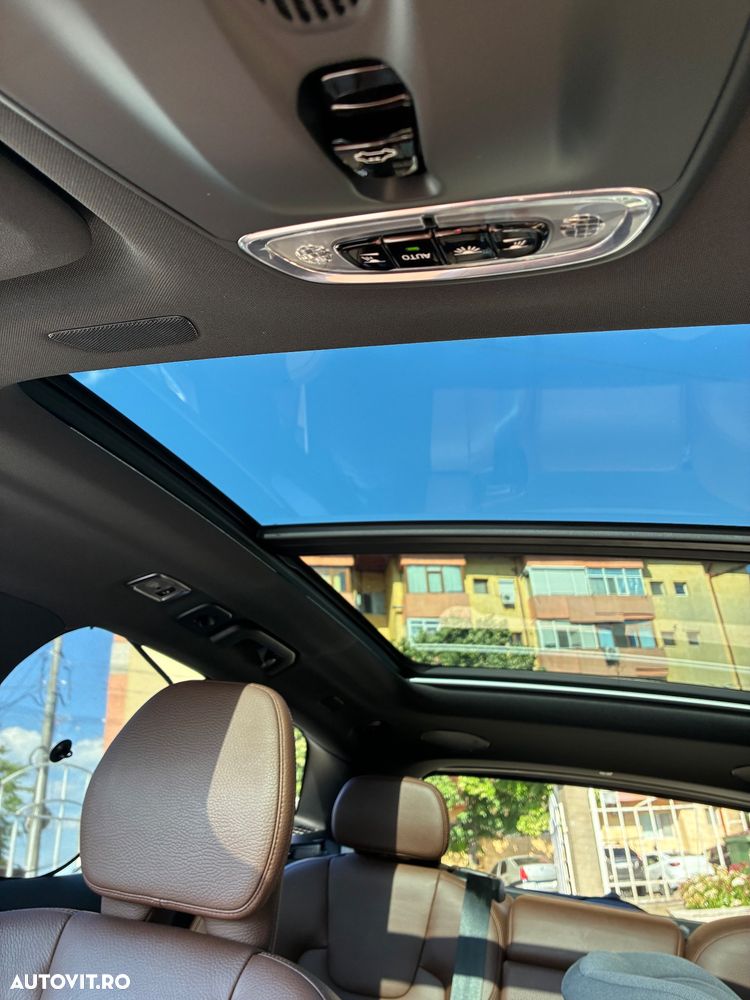 Volvo XC 60 Recharge T6 Twin Engine eAWD Inscription Expression - 17