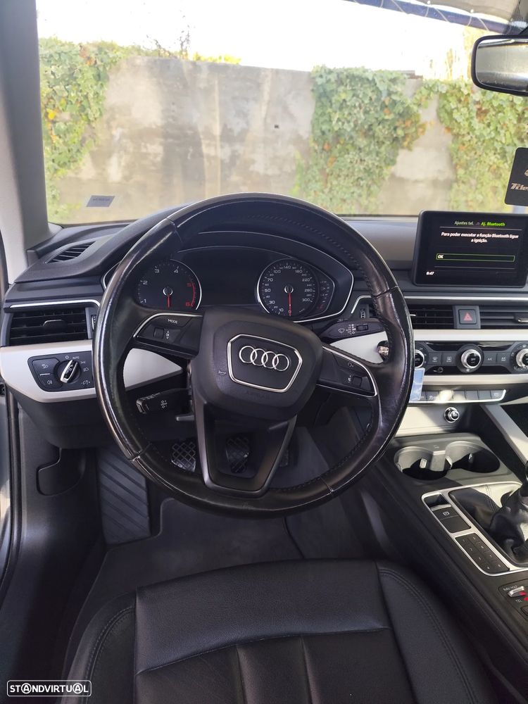 Audi A4 2.0 TDI Business Line — fotografia 6