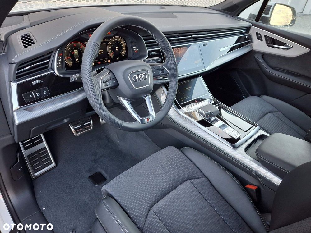 Audi Q7 - 12