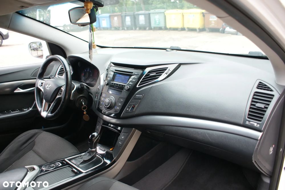 Hyundai i40 1.7 CRDi Comfort + - 13