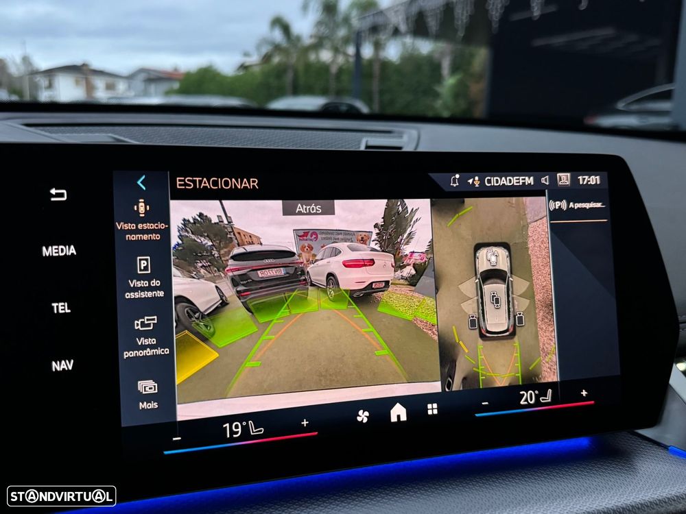 BMW X1 sDrive18d Pack Desportivo M - 40