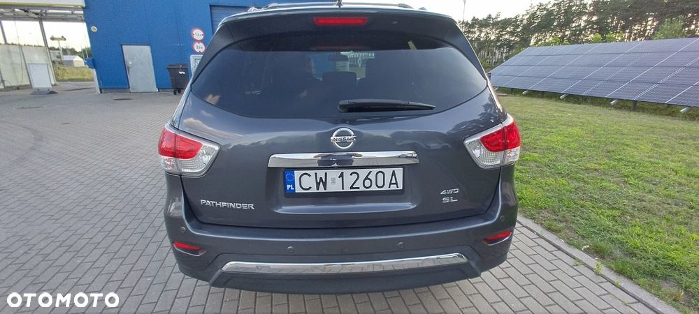 Nissan Pathfinder 3.0 D V6 LE EU5 - 4