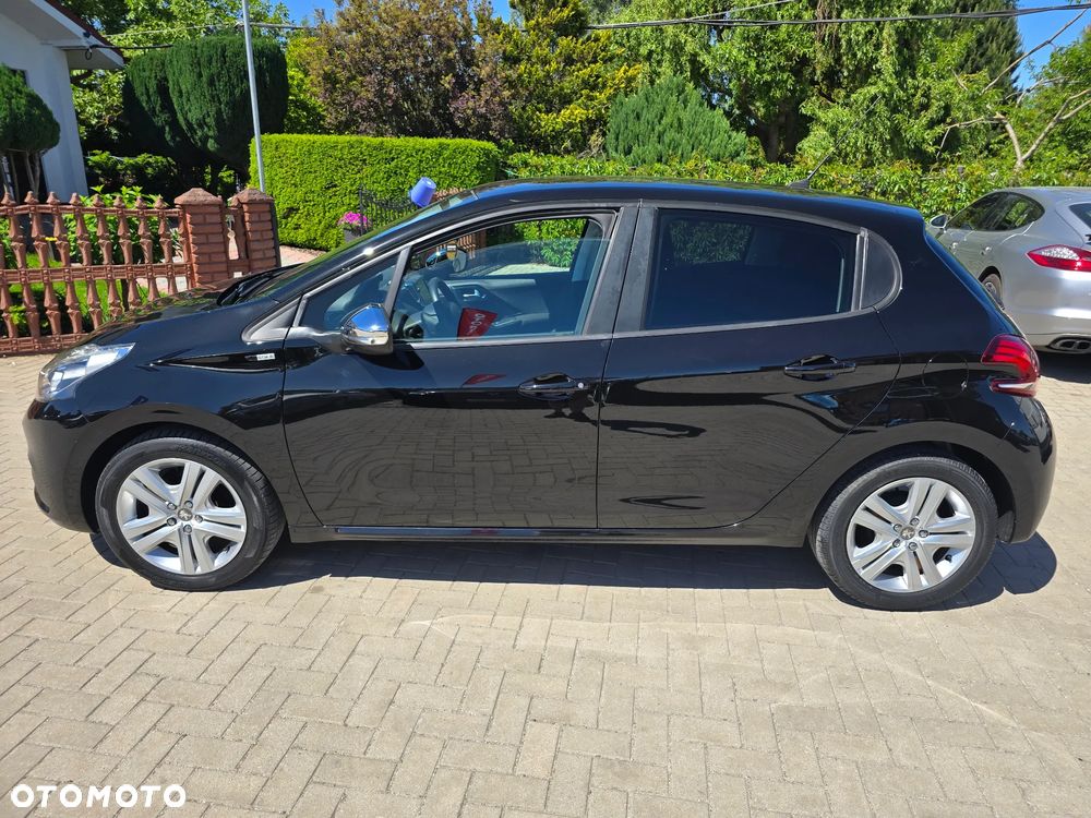 Peugeot 208 - 7