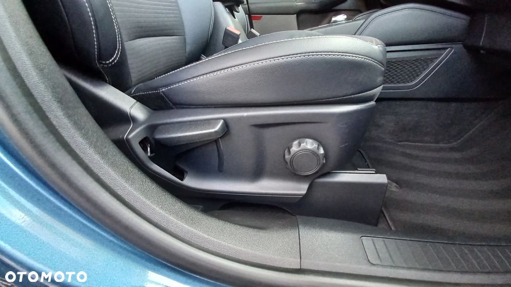 Ford Kuga 2.5 FHEV FWD Titanium X - 23