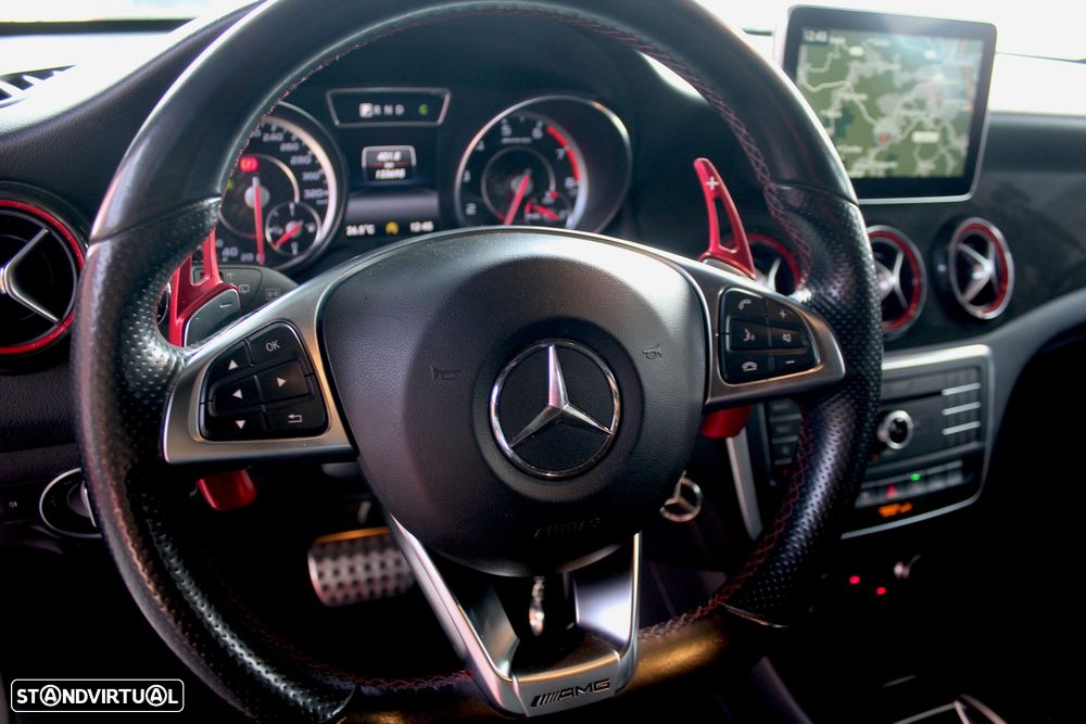 Mercedes-Benz CLA 45 AMG 4Matic 7G-DCT - 15