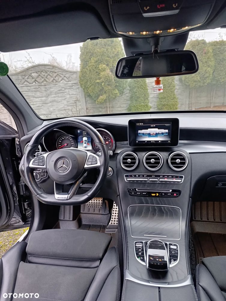 Mercedes-Benz GLC - 35