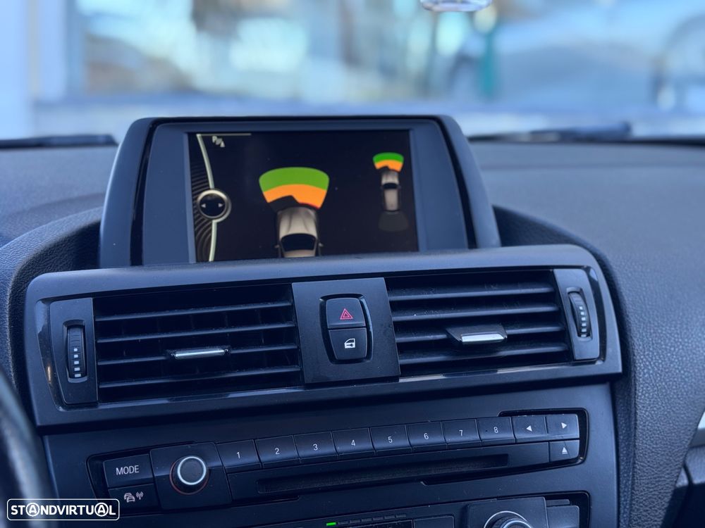 BMW 114 d Line Sport - 16