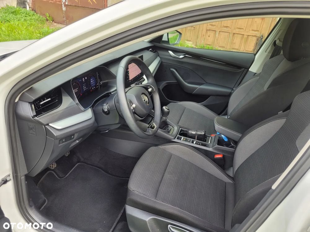 Skoda Octavia 2.0 TDI Business - 26
