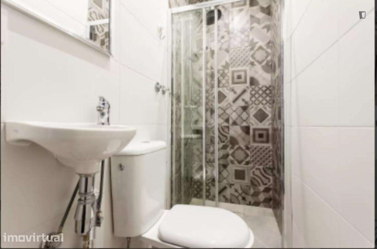 Quarto - localizado em Bairro Alto Lisbon - Grande imagem: 4/7
