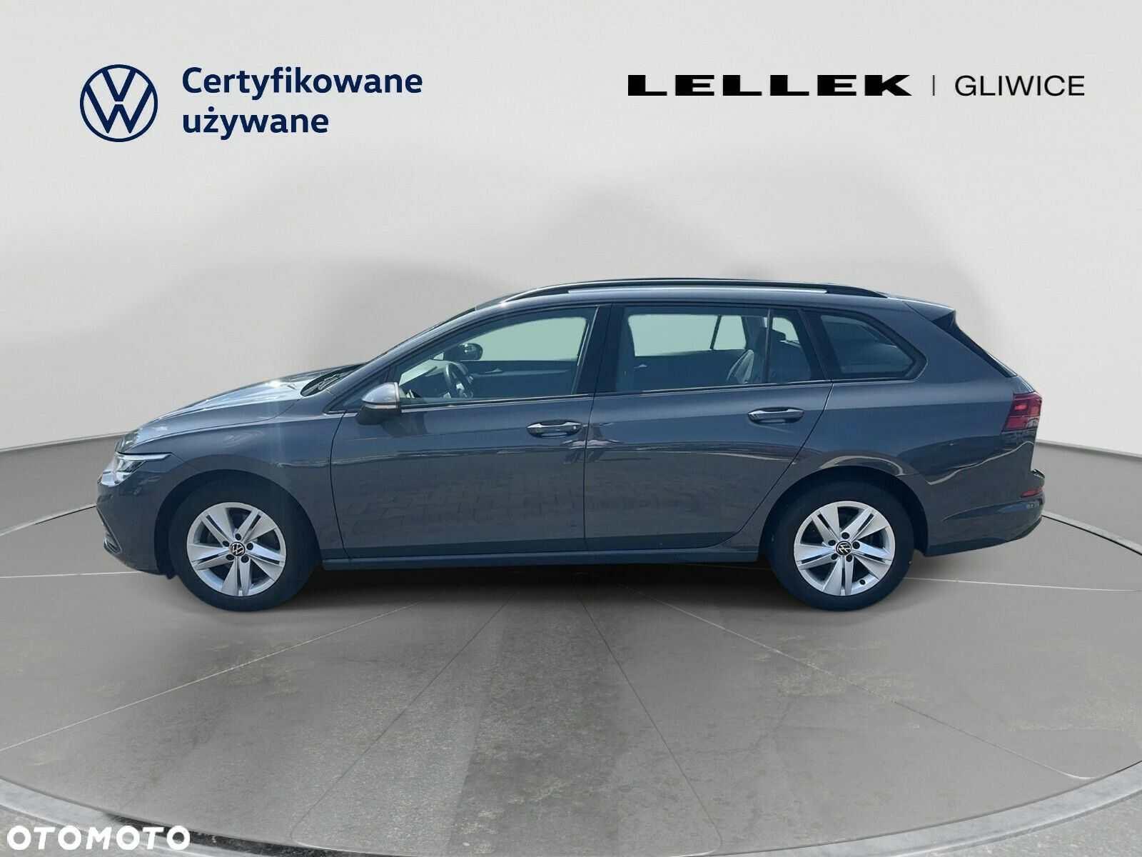 Volkswagen Golf - 2